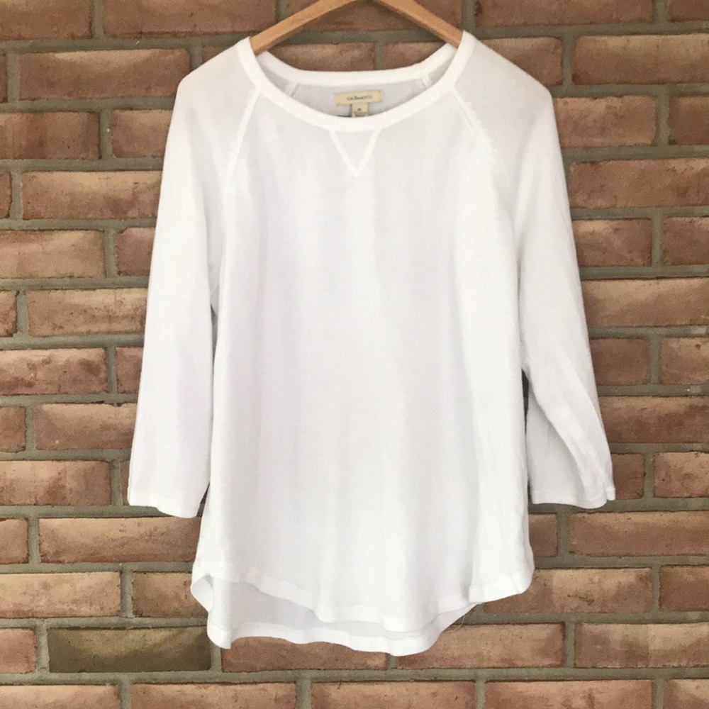 NWOT xl white 3/4 length sleeve Bass sweater